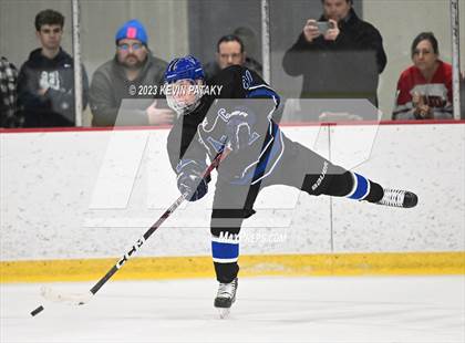 Thumbnail 2 in Hall vs. Masuk (CIAC DIII Quarterfinal) photogallery.