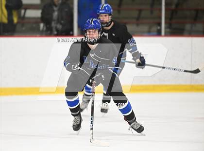 Thumbnail 3 in Hall vs. Masuk (CIAC DIII Quarterfinal) photogallery.