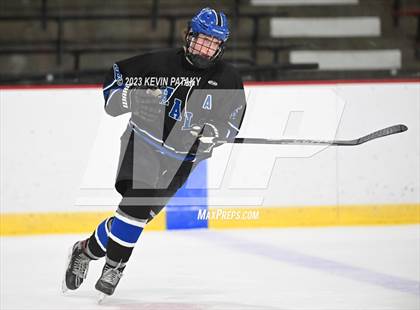Thumbnail 3 in Hall vs. Masuk (CIAC DIII Quarterfinal) photogallery.