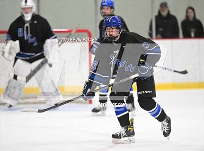 Thumbnail 1 in Hall vs. Masuk (CIAC DIII Quarterfinal) photogallery.
