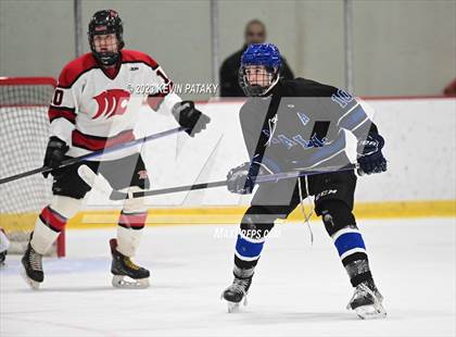 Thumbnail 2 in Hall vs. Masuk (CIAC DIII Quarterfinal) photogallery.