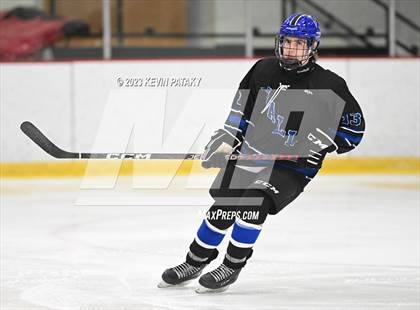 Thumbnail 3 in Hall vs. Masuk (CIAC DIII Quarterfinal) photogallery.