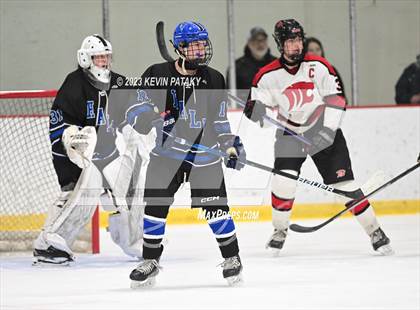 Thumbnail 3 in Hall vs. Masuk (CIAC DIII Quarterfinal) photogallery.
