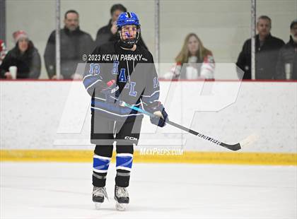 Thumbnail 3 in Hall vs. Masuk (CIAC DIII Quarterfinal) photogallery.