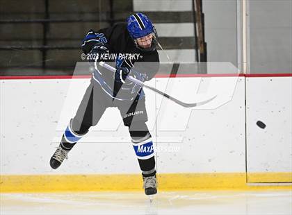 Thumbnail 2 in Hall vs. Masuk (CIAC DIII Quarterfinal) photogallery.