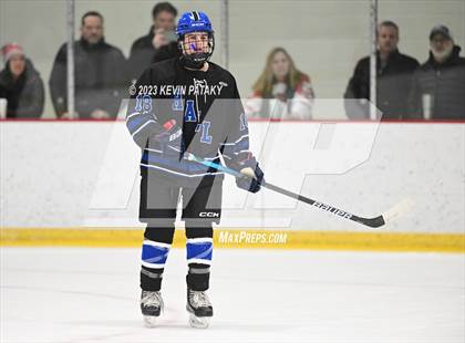 Thumbnail 1 in Hall vs. Masuk (CIAC DIII Quarterfinal) photogallery.
