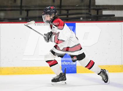 Thumbnail 3 in Hall vs. Masuk (CIAC DIII Quarterfinal) photogallery.