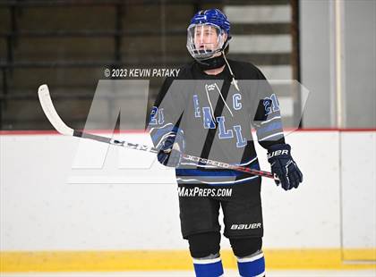 Thumbnail 3 in Hall vs. Masuk (CIAC DIII Quarterfinal) photogallery.