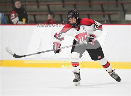 Thumbnail 1 in Hall vs. Masuk (CIAC DIII Quarterfinal) photogallery.