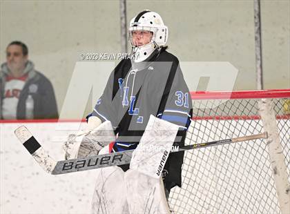 Thumbnail 2 in Hall vs. Masuk (CIAC DIII Quarterfinal) photogallery.