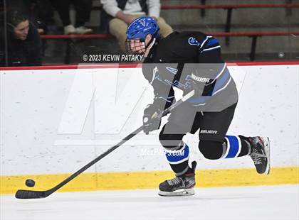 Thumbnail 3 in Hall vs. Masuk (CIAC DIII Quarterfinal) photogallery.