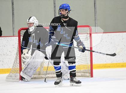 Thumbnail 2 in Hall vs. Masuk (CIAC DIII Quarterfinal) photogallery.