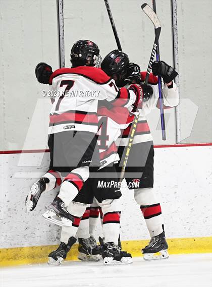 Thumbnail 3 in Hall vs. Masuk (CIAC DIII Quarterfinal) photogallery.