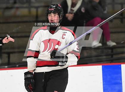 Thumbnail 2 in Hall vs. Masuk (CIAC DIII Quarterfinal) photogallery.