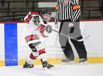 Thumbnail 1 in Hall vs. Masuk (CIAC DIII Quarterfinal) photogallery.