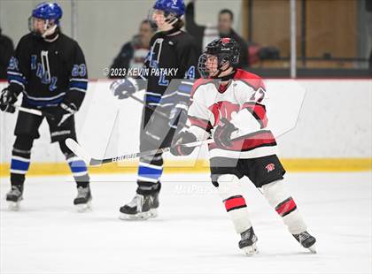 Thumbnail 3 in Hall vs. Masuk (CIAC DIII Quarterfinal) photogallery.