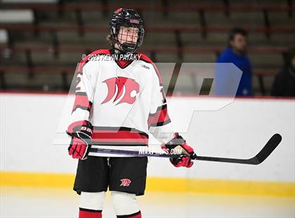 Thumbnail 1 in Hall vs. Masuk (CIAC DIII Quarterfinal) photogallery.