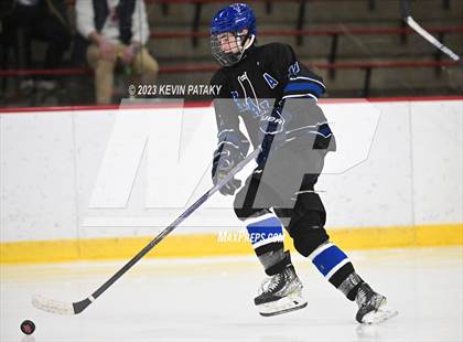Thumbnail 2 in Hall vs. Masuk (CIAC DIII Quarterfinal) photogallery.