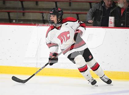 Thumbnail 1 in Hall vs. Masuk (CIAC DIII Quarterfinal) photogallery.