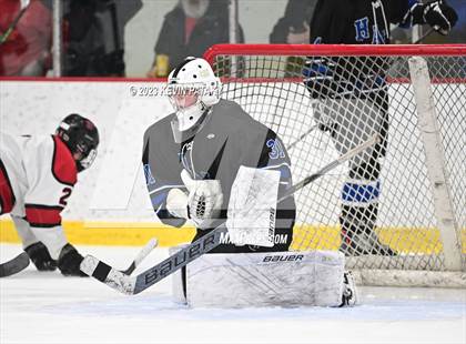 Thumbnail 1 in Hall vs. Masuk (CIAC DIII Quarterfinal) photogallery.