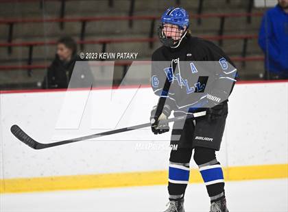 Thumbnail 3 in Hall vs. Masuk (CIAC DIII Quarterfinal) photogallery.