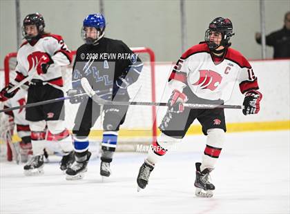 Thumbnail 2 in Hall vs. Masuk (CIAC DIII Quarterfinal) photogallery.