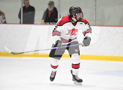 Thumbnail 1 in Hall vs. Masuk (CIAC DIII Quarterfinal) photogallery.