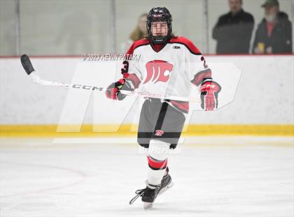 Thumbnail 2 in Hall vs. Masuk (CIAC DIII Quarterfinal) photogallery.