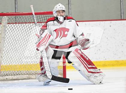 Thumbnail 3 in Hall vs. Masuk (CIAC DIII Quarterfinal) photogallery.