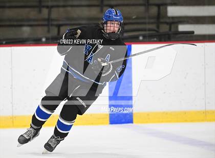 Thumbnail 3 in Hall vs. Masuk (CIAC DIII Quarterfinal) photogallery.