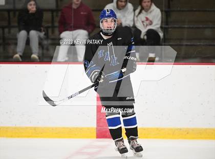 Thumbnail 3 in Hall vs. Masuk (CIAC DIII Quarterfinal) photogallery.