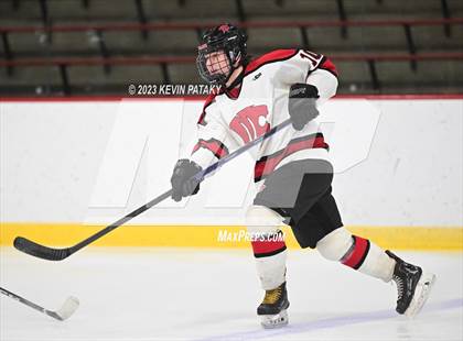 Thumbnail 2 in Hall vs. Masuk (CIAC DIII Quarterfinal) photogallery.