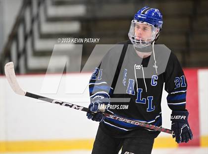 Thumbnail 2 in Hall vs. Masuk (CIAC DIII Quarterfinal) photogallery.