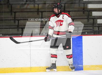 Thumbnail 1 in Hall vs. Masuk (CIAC DIII Quarterfinal) photogallery.