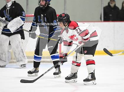 Thumbnail 1 in Hall vs. Masuk (CIAC DIII Quarterfinal) photogallery.