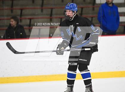 Thumbnail 2 in Hall vs. Masuk (CIAC DIII Quarterfinal) photogallery.