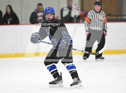 Thumbnail 2 in Hall vs. Masuk (CIAC DIII Quarterfinal) photogallery.