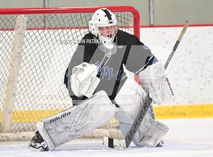 Thumbnail 1 in Hall vs. Masuk (CIAC DIII Quarterfinal) photogallery.