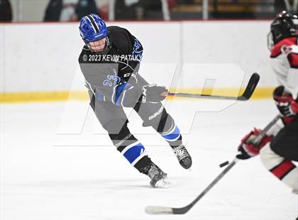 Thumbnail 2 in Hall vs. Masuk (CIAC DIII Quarterfinal) photogallery.