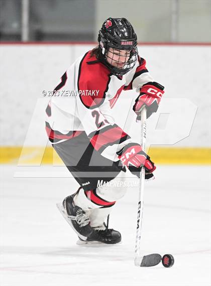 Thumbnail 1 in Hall vs. Masuk (CIAC DIII Quarterfinal) photogallery.