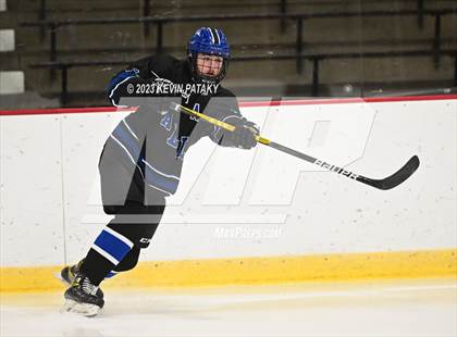 Thumbnail 1 in Hall vs. Masuk (CIAC DIII Quarterfinal) photogallery.