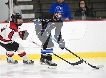 Thumbnail 3 in Hall vs. Masuk (CIAC DIII Quarterfinal) photogallery.