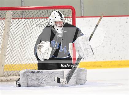 Thumbnail 3 in Hall vs. Masuk (CIAC DIII Quarterfinal) photogallery.
