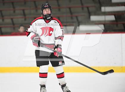 Thumbnail 2 in Hall vs. Masuk (CIAC DIII Quarterfinal) photogallery.