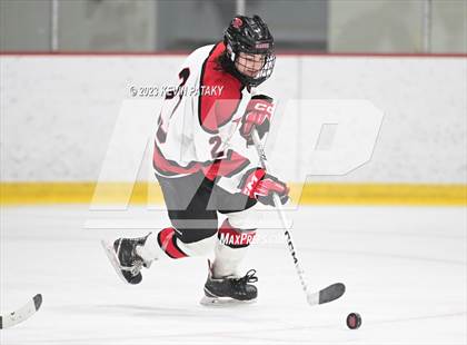 Thumbnail 3 in Hall vs. Masuk (CIAC DIII Quarterfinal) photogallery.