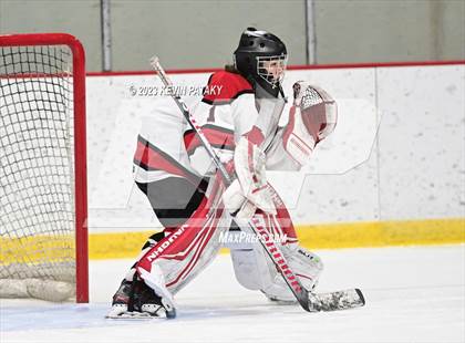 Thumbnail 3 in Hall vs. Masuk (CIAC DIII Quarterfinal) photogallery.