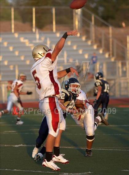 Thumbnail 2 in Cardinal Newman vs. Central Catholic (Battle at the Capital) photogallery.