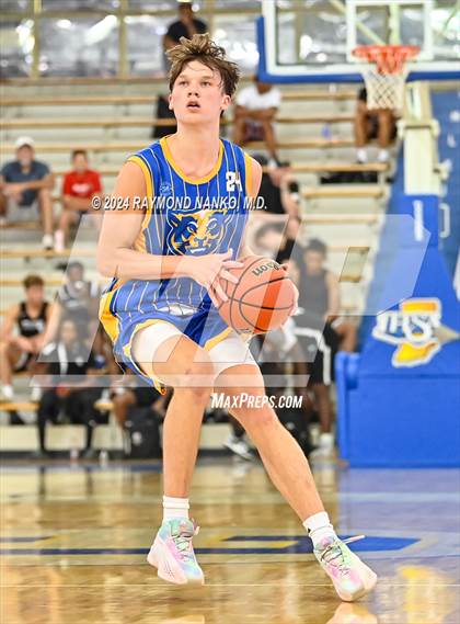 Thumbnail 2 in Greenfield-Central vs Lawrence North (IBCA / IHSAA Showcase) photogallery.