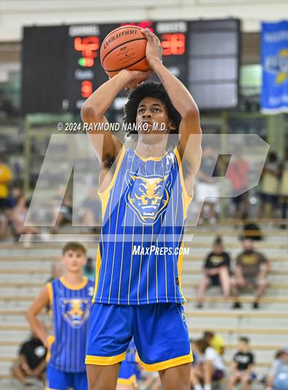 Thumbnail 2 in Greenfield-Central vs Lawrence North (IBCA / IHSAA Showcase) photogallery.