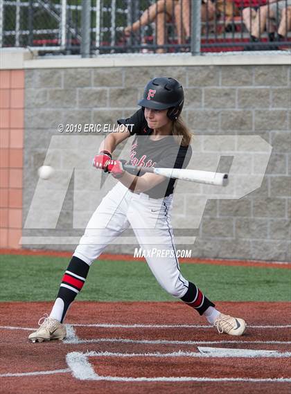Thumbnail 2 in Franklin vs Philipsburg-Osceola (PIAA 3A Qtr Final) photogallery.